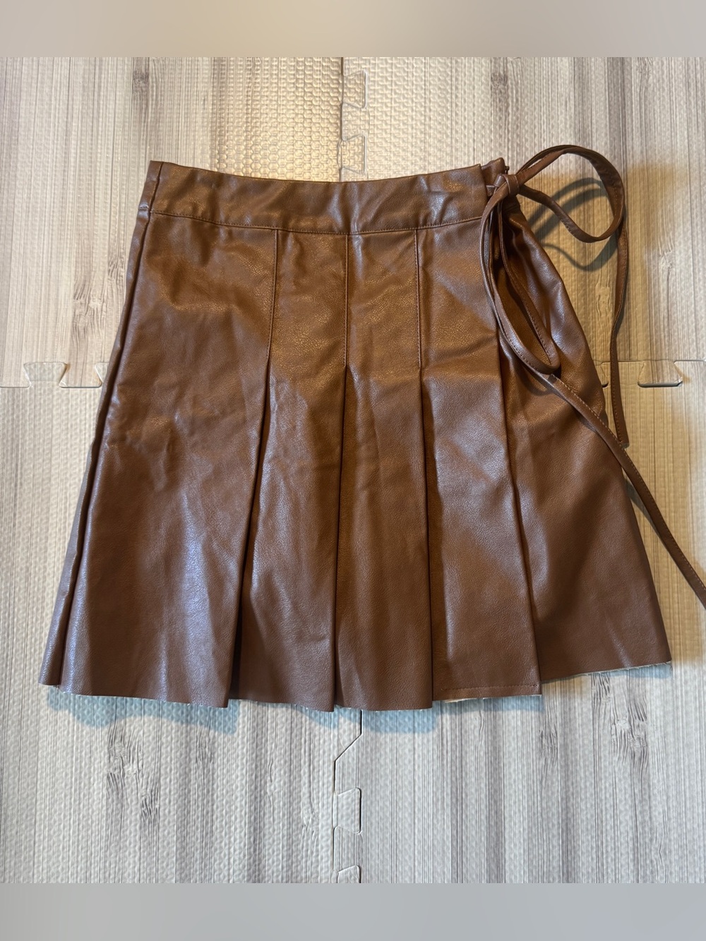 NWT Nicki Daily Women's Brown Faux Leather Wrap Skort
